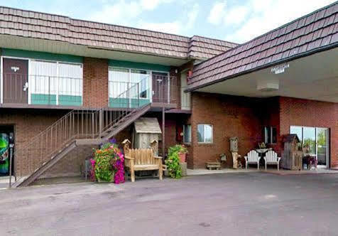 Americas Best Value Inn Roosevelt/Ballard Exterior photo